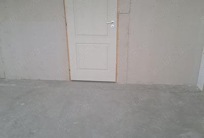 Inchiriez spatii boxe de12 ?i 16mp - 2