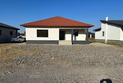 Casă cu 4 camere în Central - 5