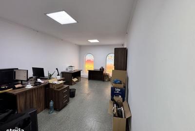 Spațiu comercial, de 250 mp, în Central - 20