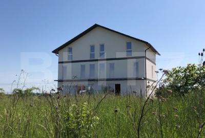 Duplex de vanzare, cu 4 camere, cu priveliste panoramica, zona Tarlungeni