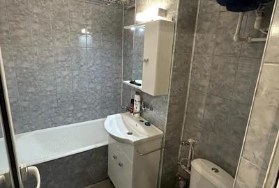 Garsonieră decomandată în 1 Mai - 7