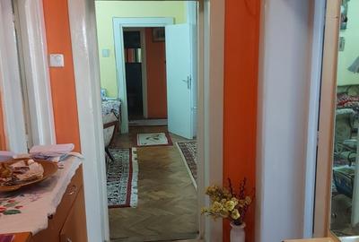 Casa 170 mp constuiti + 325 mp teren+ garaj - 2