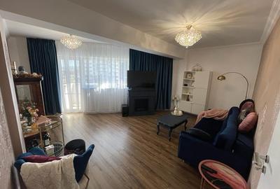 Apartament cu 2 camere decomandat în Rulmentul