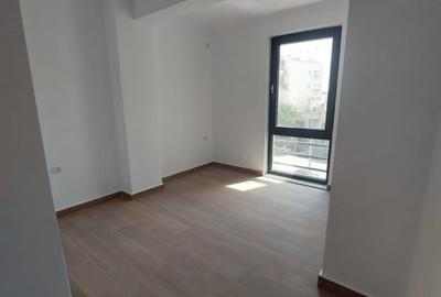 Birou, de 95 mp, în Capitol - 3