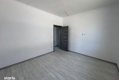 Casă cu 4 camere în Valea Adâncă - 2