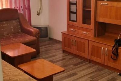 Apartament cu 3 camere semidecomandat în Central - 2