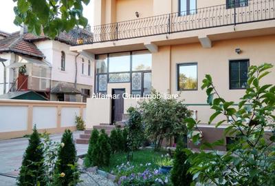 Vila 9 camere Cotroceni- Parcul Operei - 1