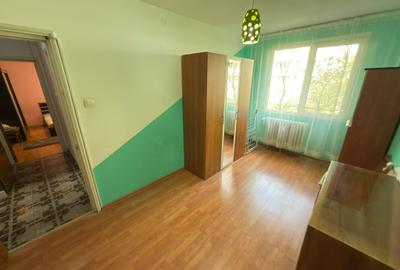 Apartament 4 camere, etajul 1, doua bai, boxa in acte, Ozana, Fetesti, nr. 5 - 10