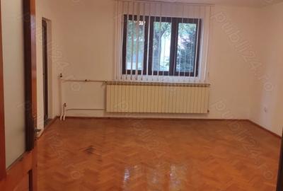Casă cu 3 camere în Lipovei - 10