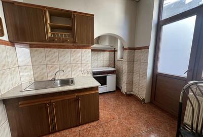 Apartament cu 3 camere decomandat în Calea Călărașilor - 16