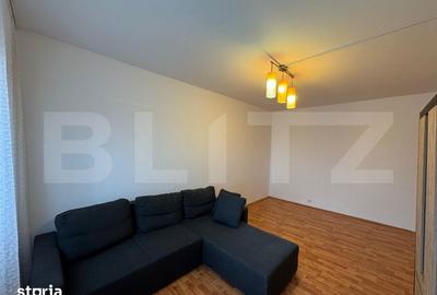 Apartament cu 3 camere decomandat în Sărari - 2