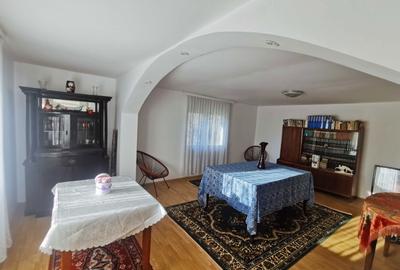 Casă cu 4 camere în Valea Mare-Pravăț - 4
