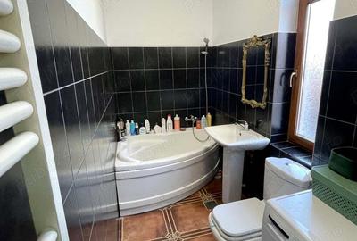 Casa Ultracentral + Spatiu comercial - 1