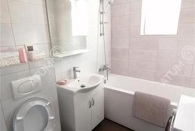 Apartament 3 camere decomandate balcon parcare zona Calea Cisnadiei - 11