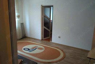 Inchiriez apartament 2camere - 3