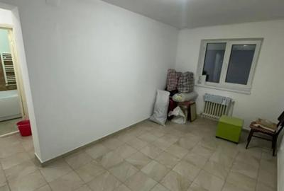 Garsonieră decomandată în Tomești - 4