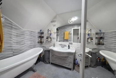 Casă cu 3 camere cu Teren 115 Mp în Central - 4