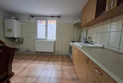 CASA 3 CAMERE  |  TROCADERO  |  COICIU - 12