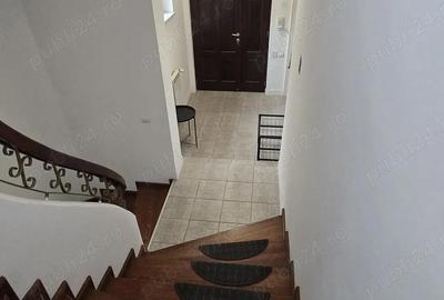 Vila interbelica reprezentativa, Stradal, Berzei zona ultracentrala,190 mp utili | Curte proprie - 2