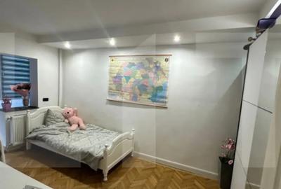 Apartament cu 3 camere decomandat în Micălaca - 10