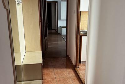 Apartament cu 3 camere semidecomandat în Exterior Vest - 4