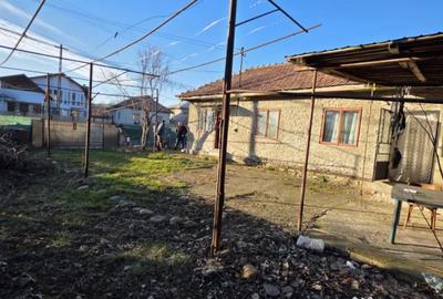 Casă cu 3 camere cu Teren 491 Mp în Central - 8