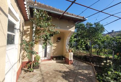 Loc. Cumpana - Casa  cu teren 600 mp -deschidere 19 mp - garaj - 119.500 Euro - 39