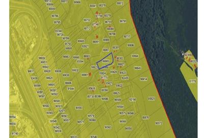 VÂND TEREN INTRAVILAN - 1