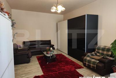 Casă cu 3 camere cu Teren 243 Mp în Central - 1