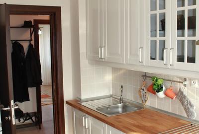 Vanzare apartament 3 cam  vedere casa Poporului ,mobilat și utilat - 4