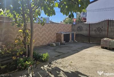 Casă cu 5 camere cu Teren 267 Mp în Pieptănari - 11