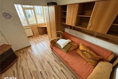 Apartament cu 3 camere decomandat în Canta - 14