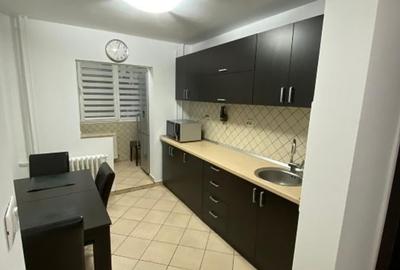 Apartament cu 3 camere decomandat, mobilat în 13 Septembrie - 2