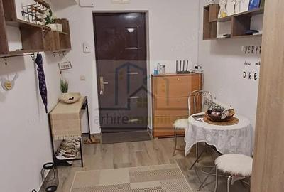 Apartament cu 2 camere decomandat în Vitan