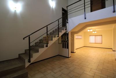 Cetatii; 5 camere, spatiu depozitare, garaj, curte, ideal pentru sediu firma. - 2