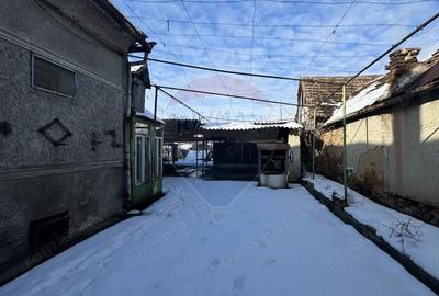 Casă cu 3 camere cu Teren 730 Mp în Central - 4