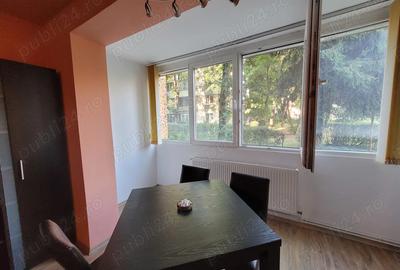 Apartament cu 3 camere decomandat în Tudor - 6