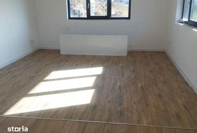 Casă cu 4 camere cu Teren 420 Mp în Miroslava - 7