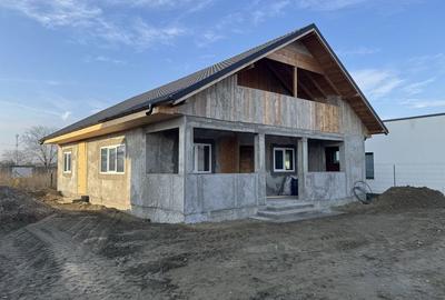 Casă cu 3 camere în Câmpineanca - 1