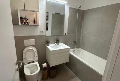 Apartament cu 2 camere semidecomandat, mobilat în Baza 3 - 1