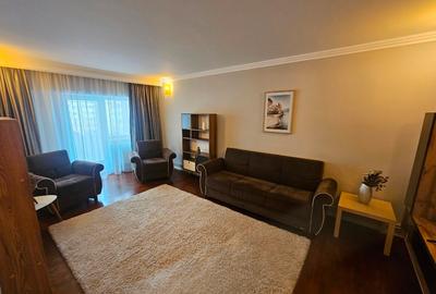 Apartament cu 3 camere decomandat în Stadion - 2