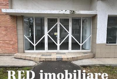 Spațiu comercial, de 90 mp, în Central - 7