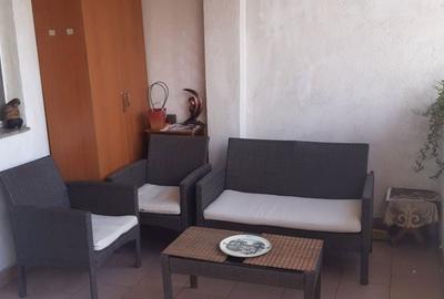 Apartament cu 4 camere decomandat în Central - 1