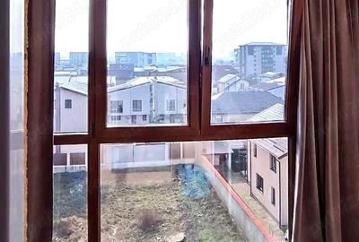 Apartament cu 2 camere decomandat în Roșu - 5