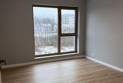 Apartament cu 2 camere decomandat în Sisești - 1