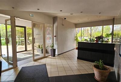 Birou, de 30 mp, în P-ta Presei Libere - 5