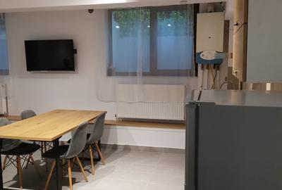 Apartament cu 2 camere semidecomandat în Dosu Bricii