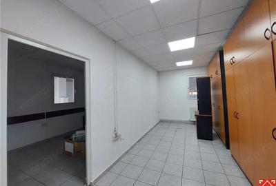 Spațiu comercial, de 1,936 mp, în Vest - 15
