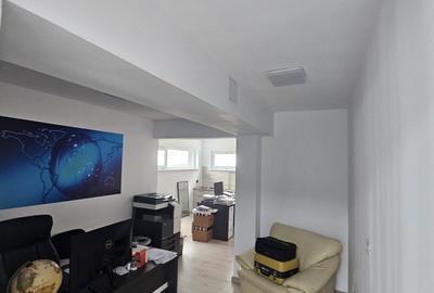 Spațiu comercial, de 69 mp, în Central - 5