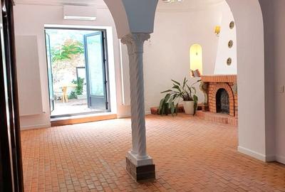 Vila 7 camere  Dacia - 2